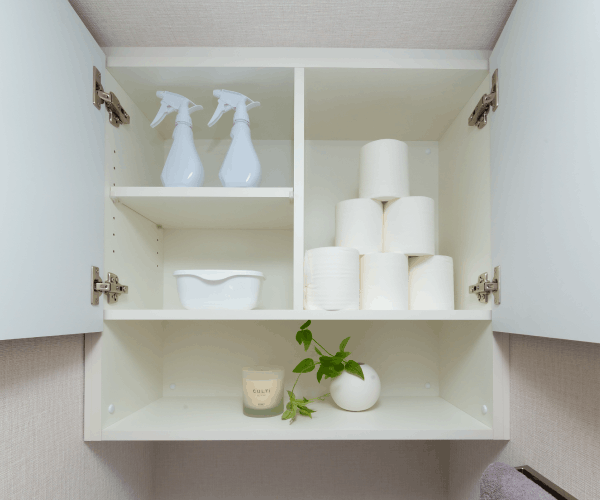 トイレ上吊戸